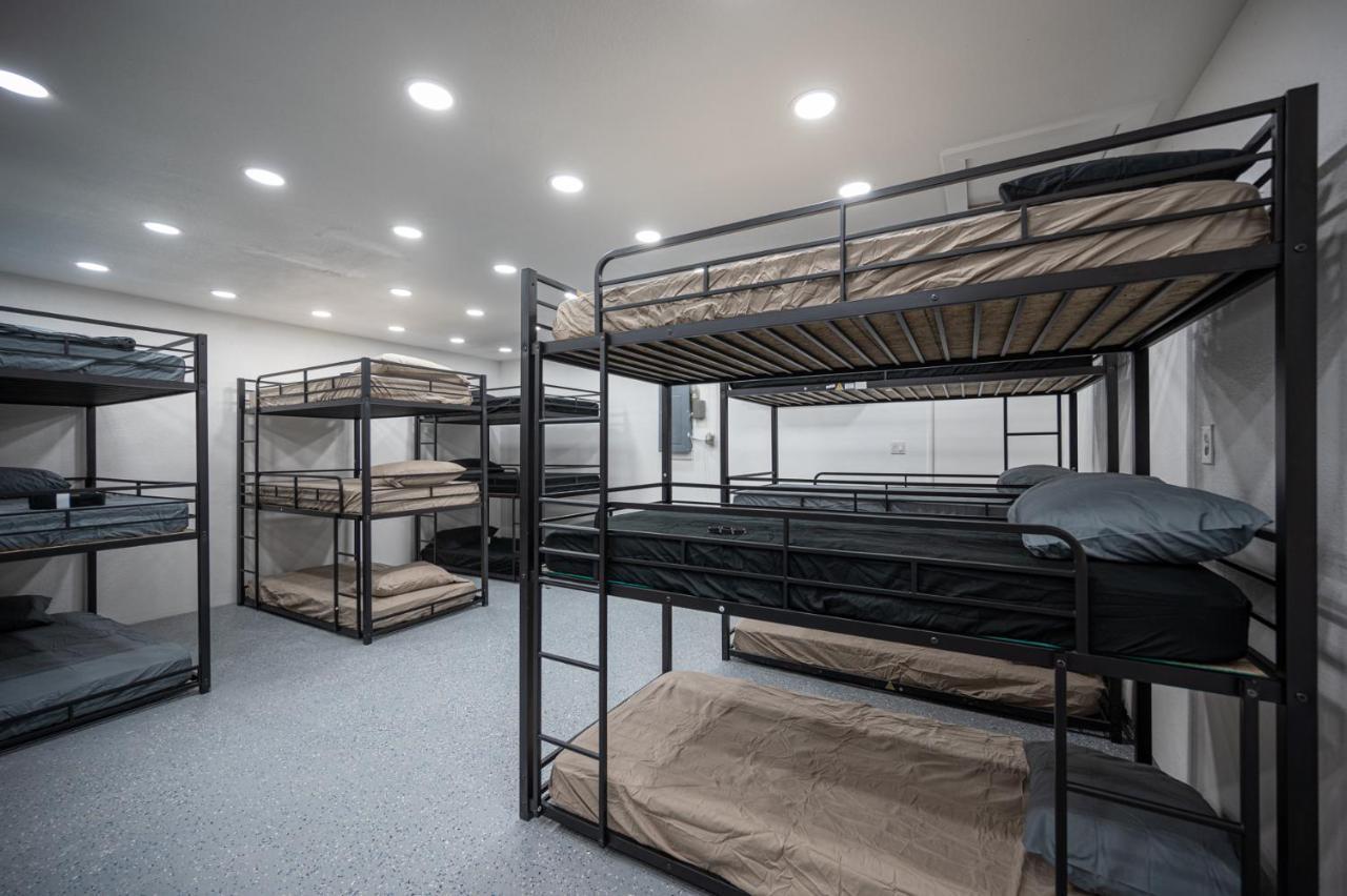 Free Airport & Strip Shuttle, & Bfast! Hostel Las Vegas Luaran gambar