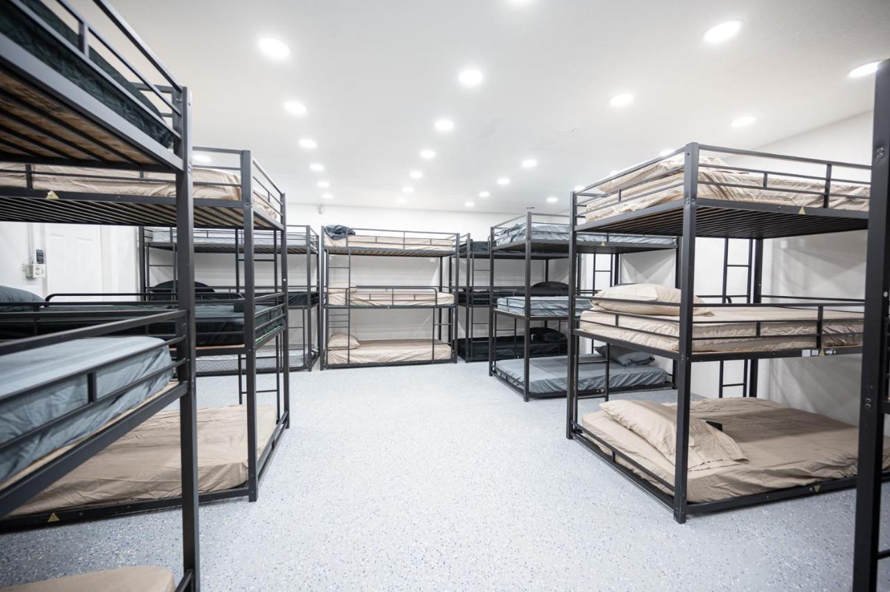 Free Airport & Strip Shuttle, & Bfast! Hostel Las Vegas Luaran gambar
